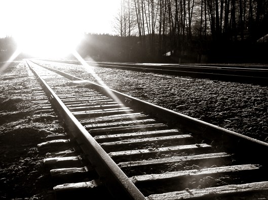 railroad-tracks-wallpaper-picture
